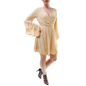 Free People Jasmine Floral Embroidered Kimono Boho 8 Bell Sleeves NWOT DEFECT